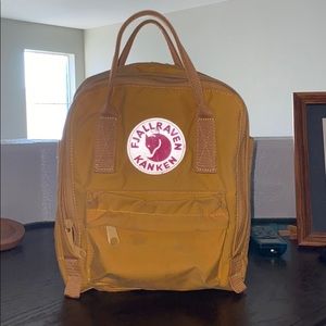 Fjallraven Kanken Mini Backpack